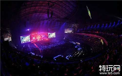 为她鼓掌叫 为她鼓掌叫