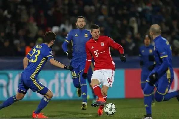 让整个球队 让整个球队